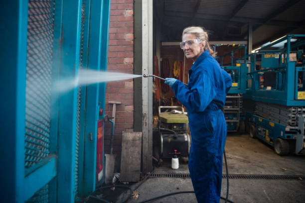 Best Machinery and Equipment Cleaning  in East Marion, NY